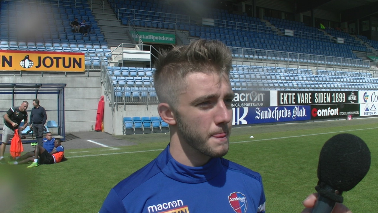 Anton Kralj før kampen mot Ull32Kisa.MP4